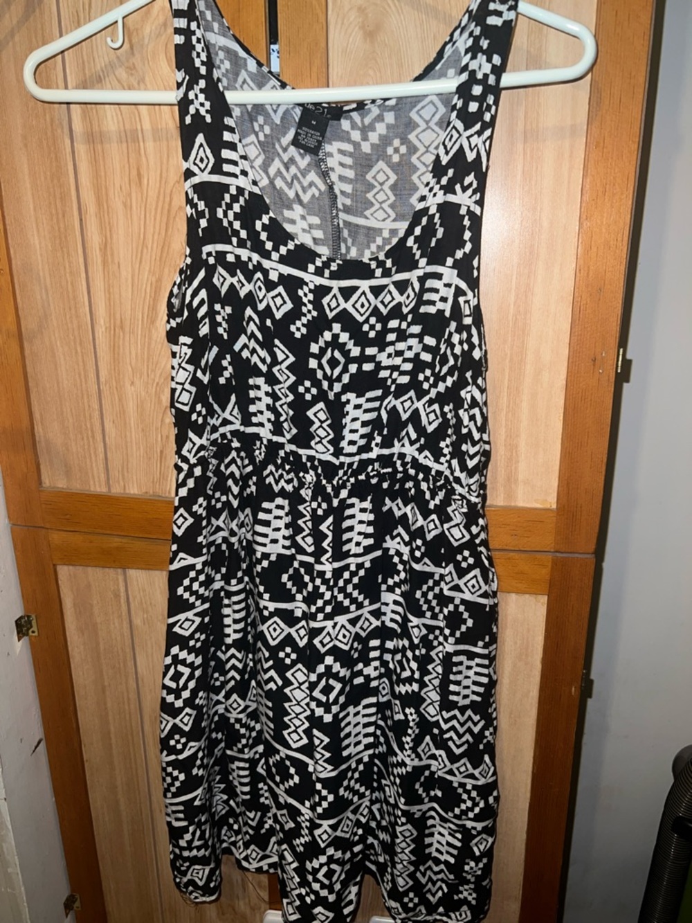 Sleeveless Black and White Geometric Midi Dress